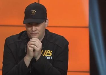 Phill Hellmuth en train de jouer