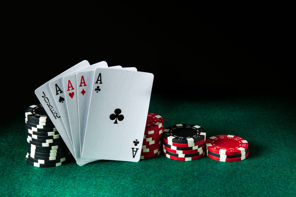 Poker avec 4 as