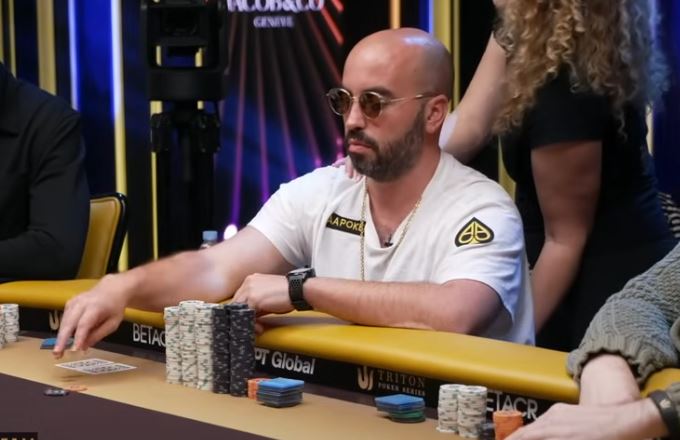 Bryn Kenney gagne au poker